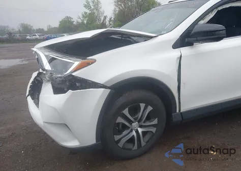 2017 Toyota Rav4 Le из США, поврежденный, VIN JTMZFREV7HD102186